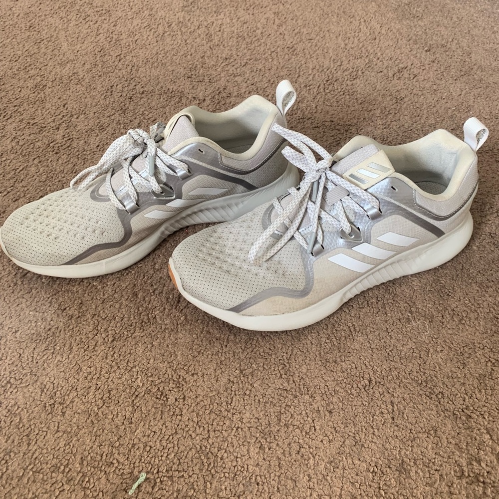 Adidas tennis shoes